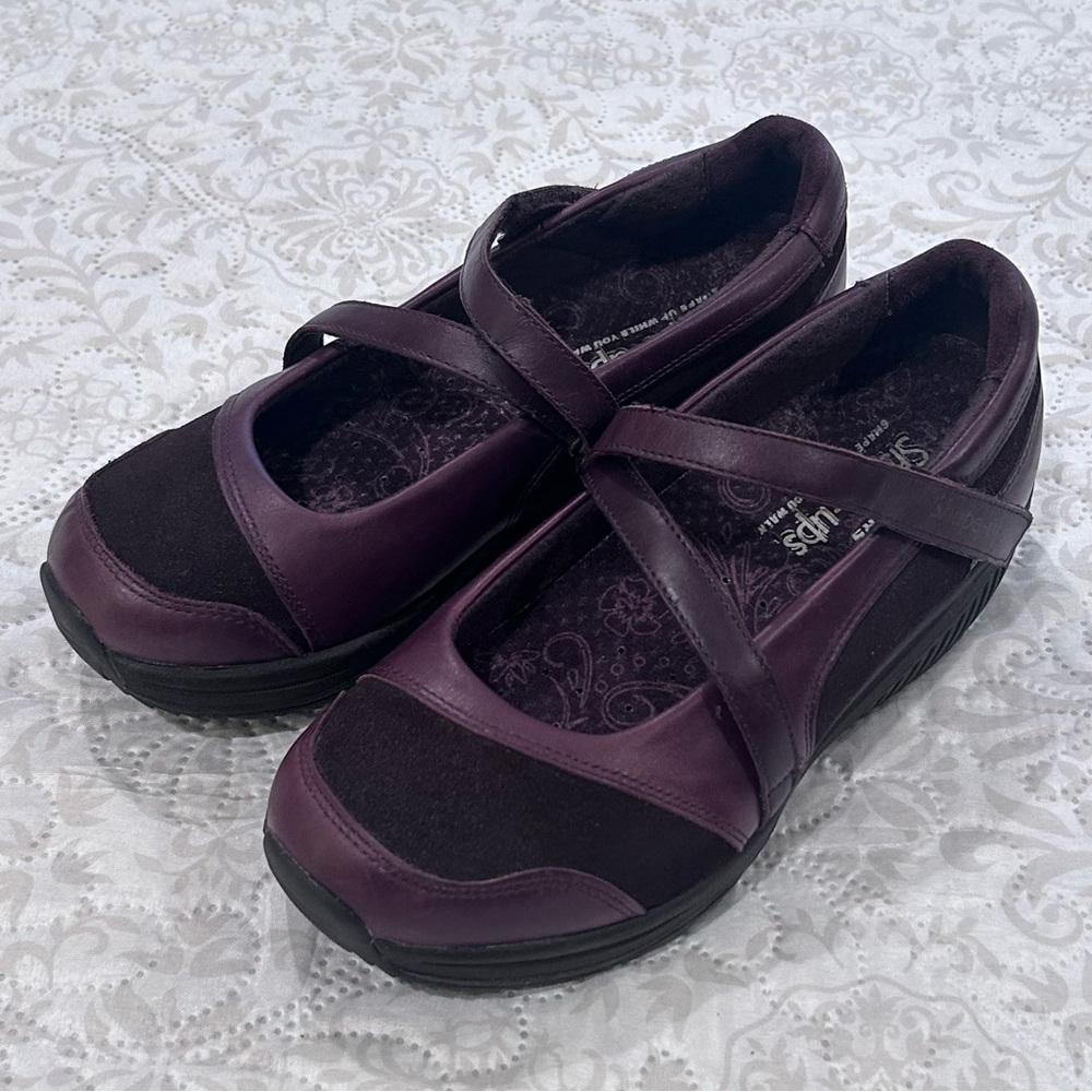 Sketchers Women's 7 Brown Leather Shape Ups Mary Jane Rocker Toning Comfort Shoe